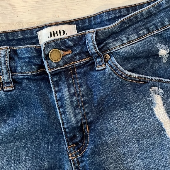 JBD distress raw hem shorts , Style# DH358 | size Small - Picture 2 of 5